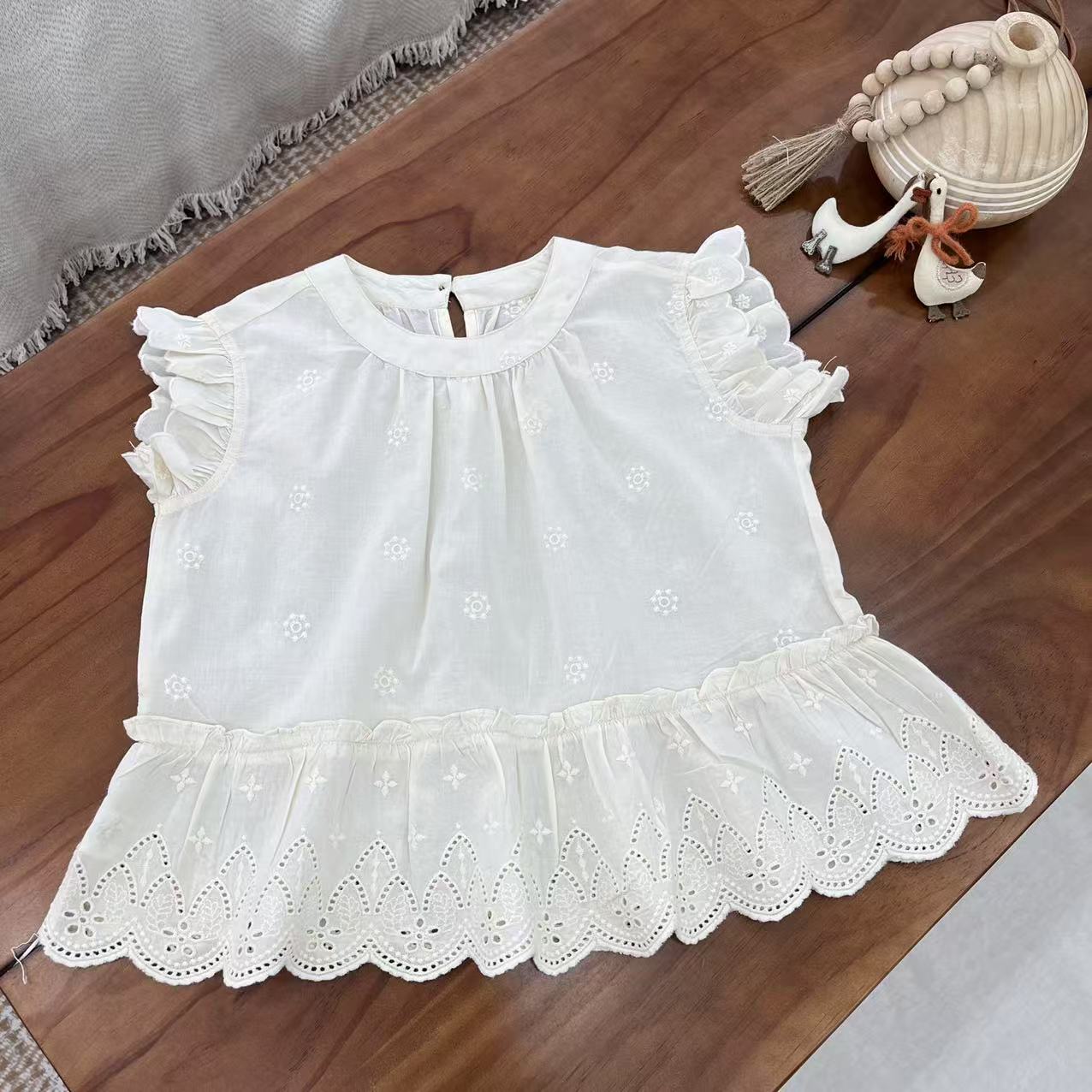 〖姐姐家〗夏款儿童萌娃女童穿搭绣花蕾丝边娃娃衫无袖衬衫26610