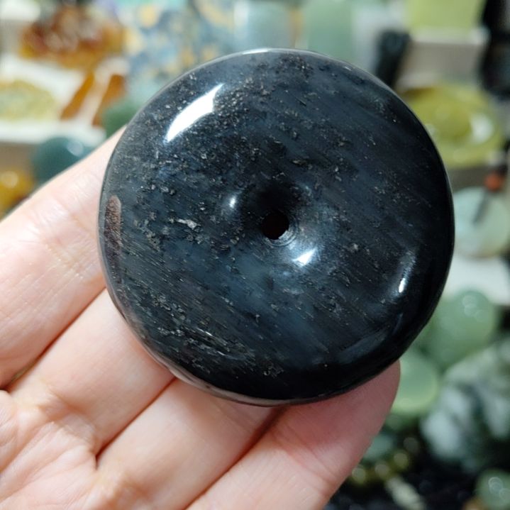 岫玉未镶嵌平安扣