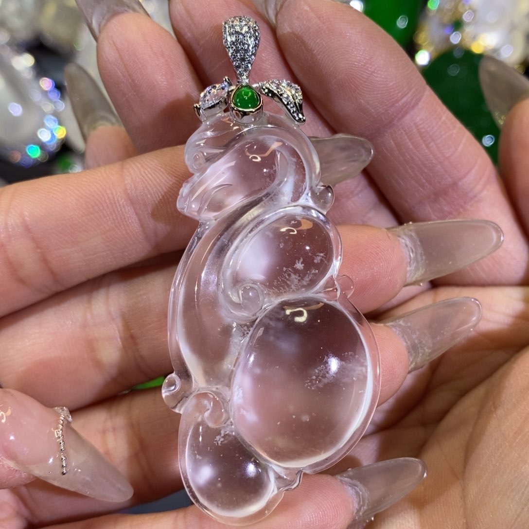 石英质玉颈饰银S925镶嵌