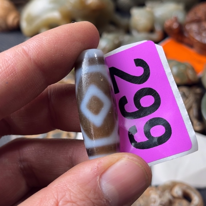 玛瑙/玉髓颈饰合金