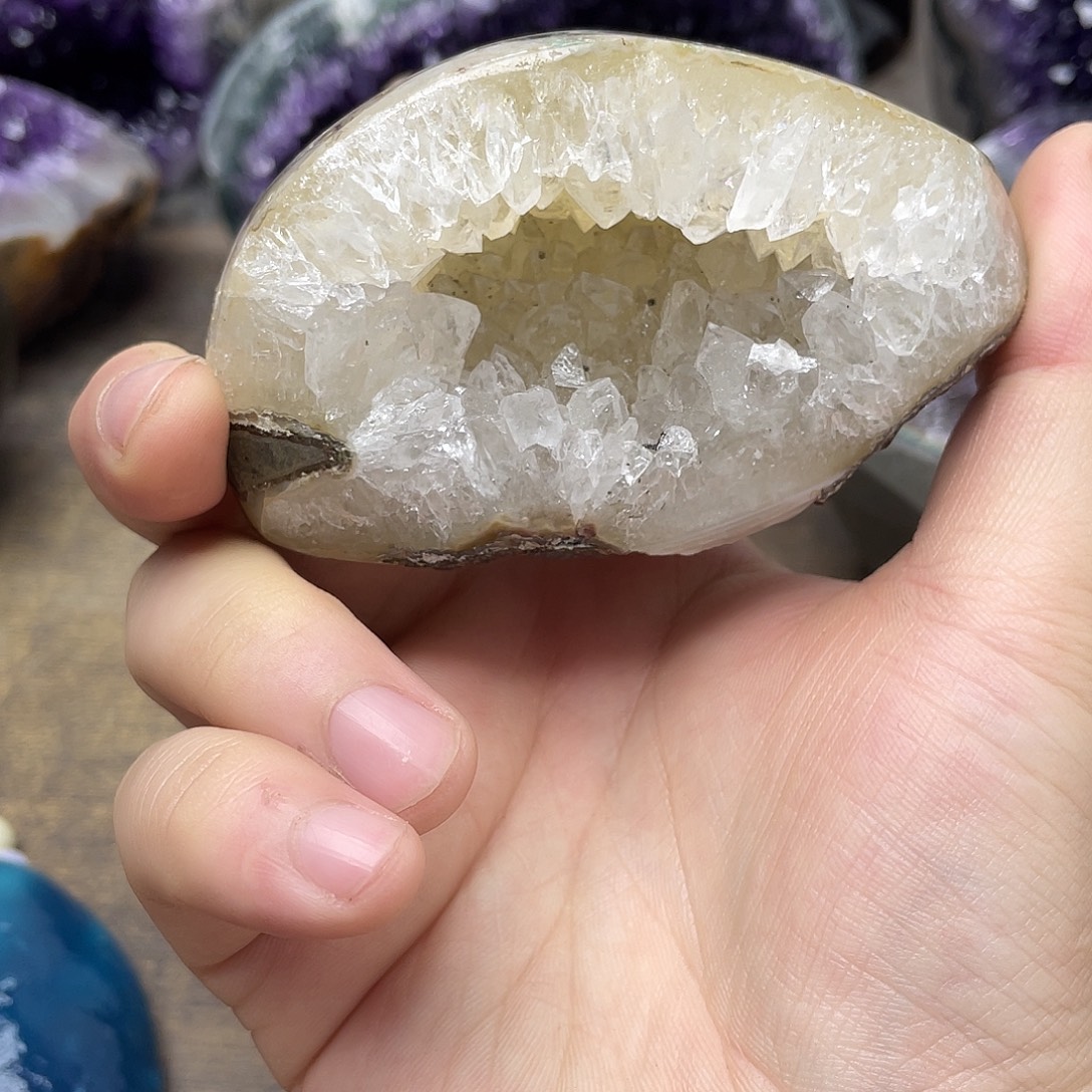 紫晶大型摆件（非配饰）未镶嵌