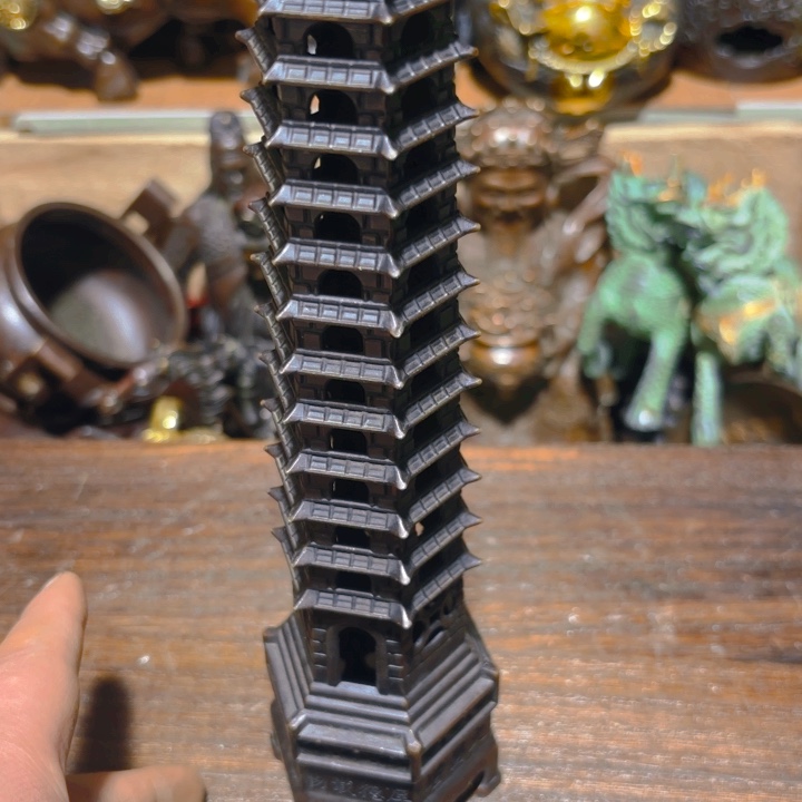 铜的。全清了。一件不留！不磨叽