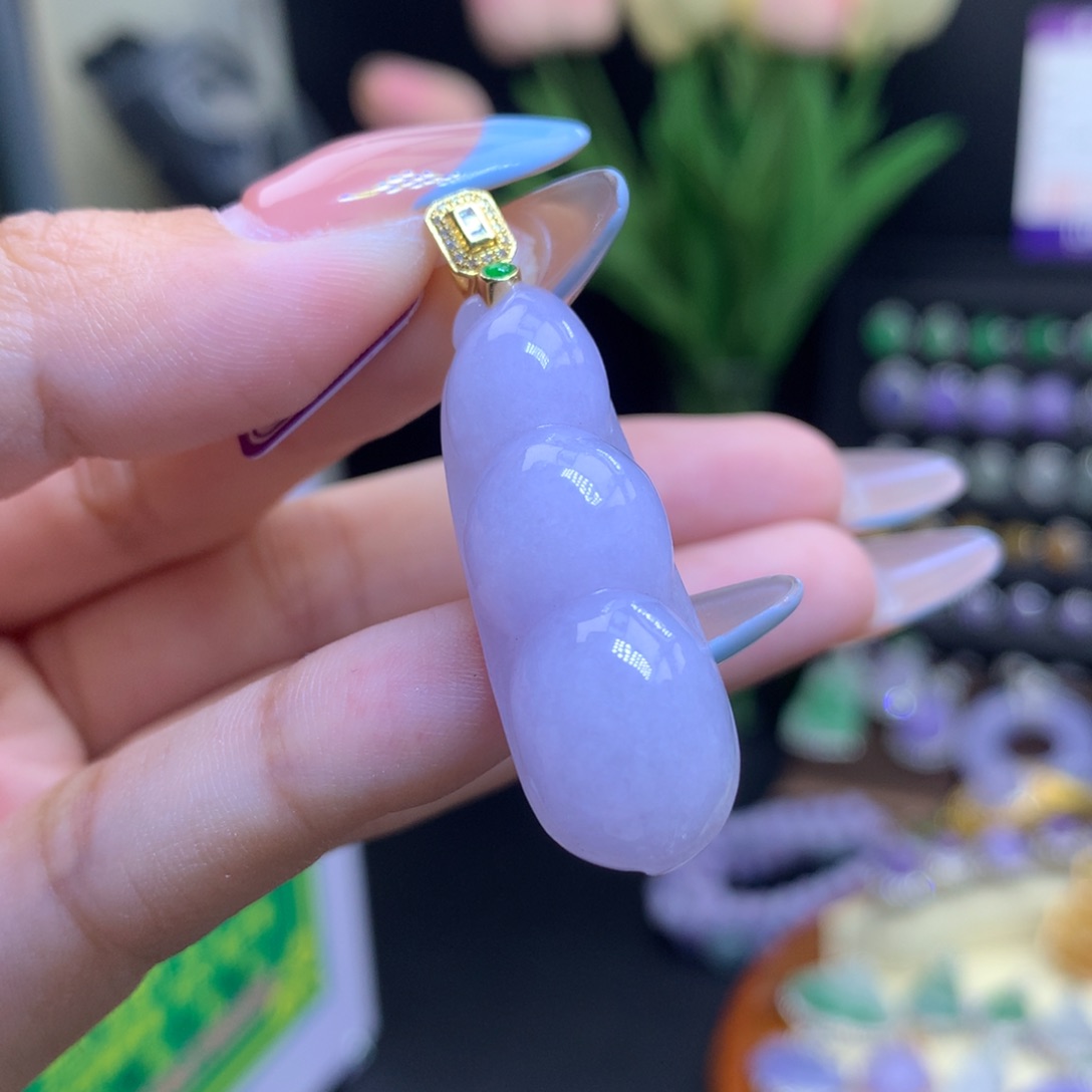 翡翠18K金镶嵌颈饰天然