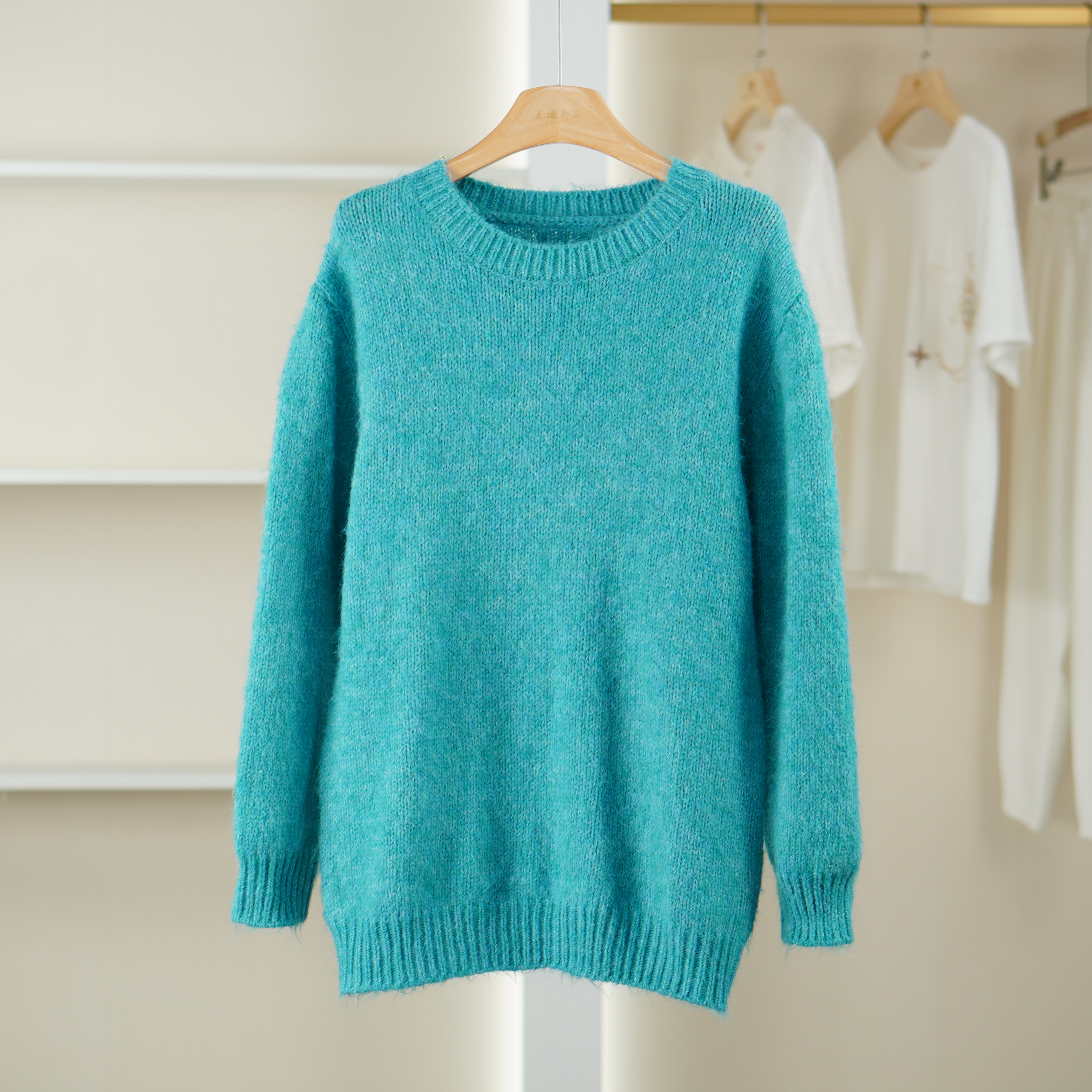 麦迪尚品【浩G】5102232 秋冬厚款针织毛衣宽松慵懒套头衫女装