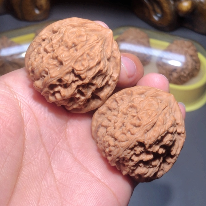 文玩核桃把件39.5南疆