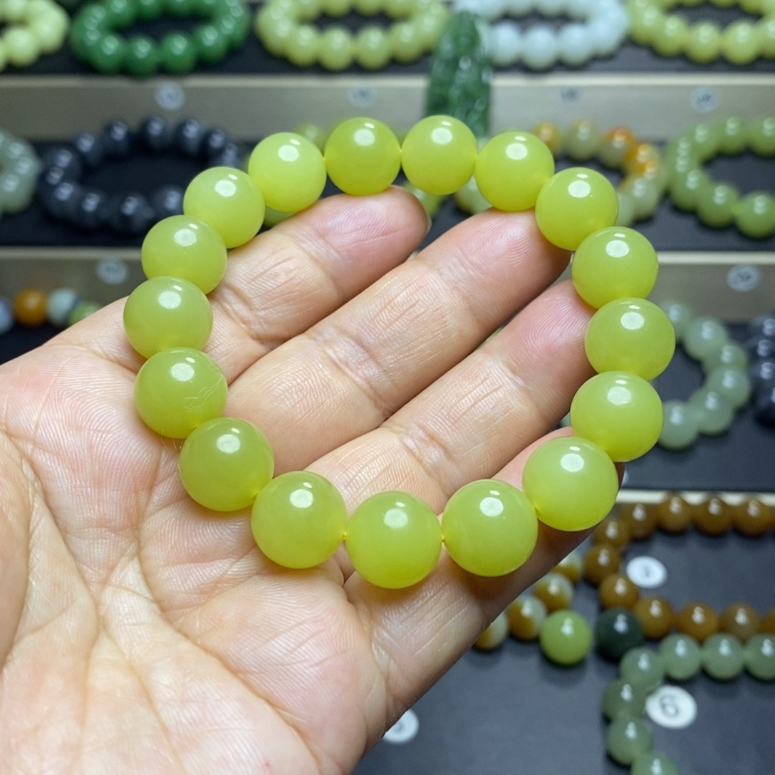 和田玉未镶嵌手串