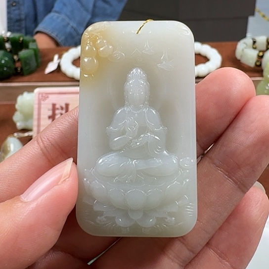 颈饰未镶嵌和田玉