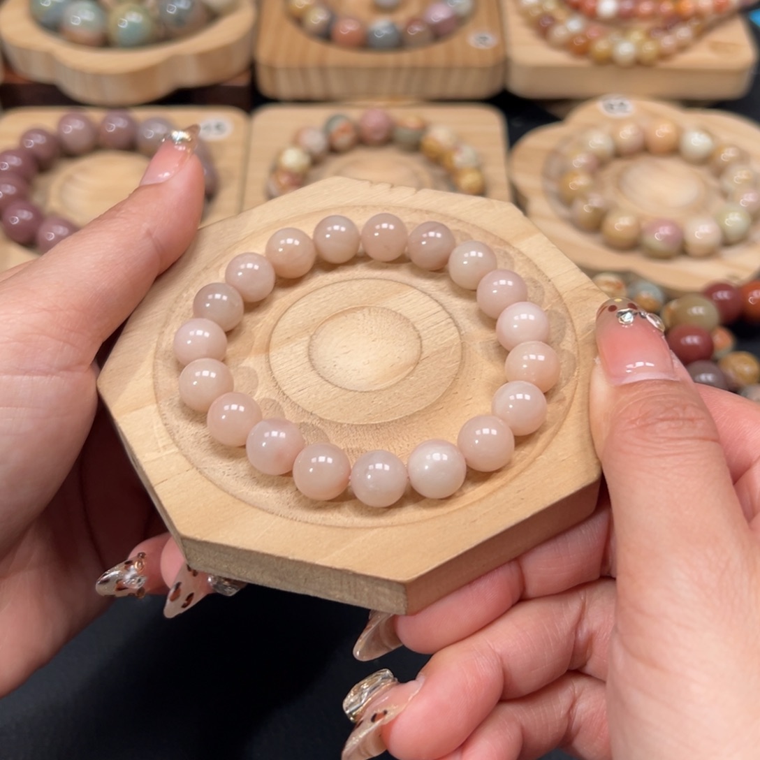 淞***子石英质玉未镶嵌手链58