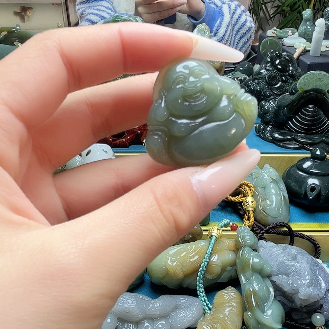 和田玉耳饰未镶嵌