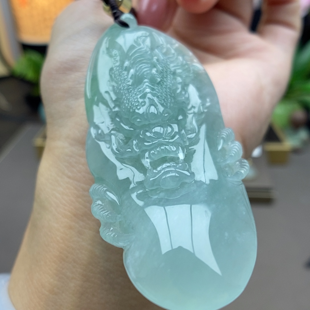 翡翠未镶嵌颈饰吊坠47
