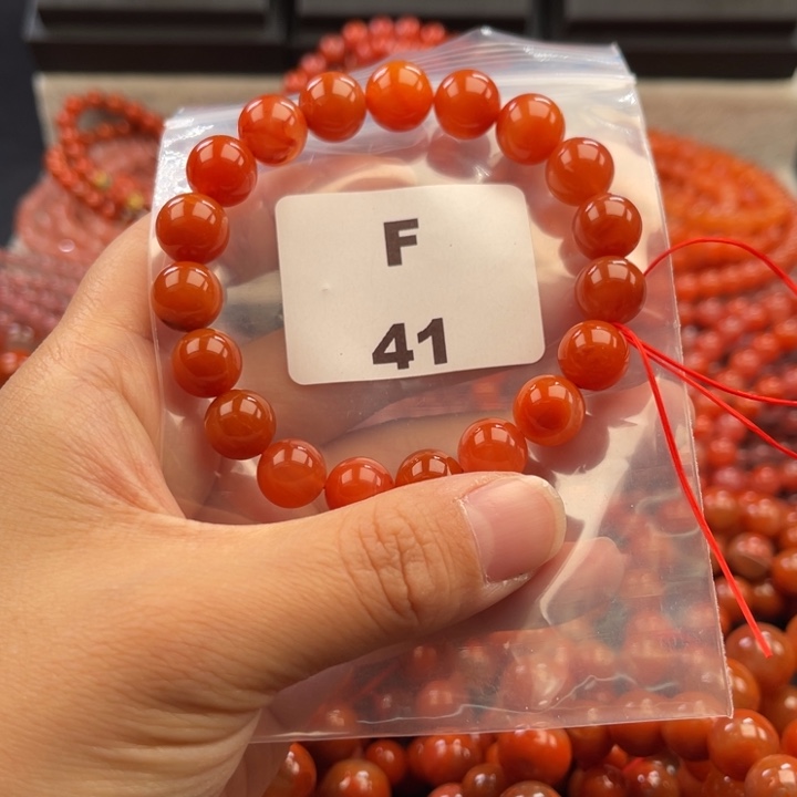 南红玛瑙未镶嵌多样性发货默认微瑕称重10mm