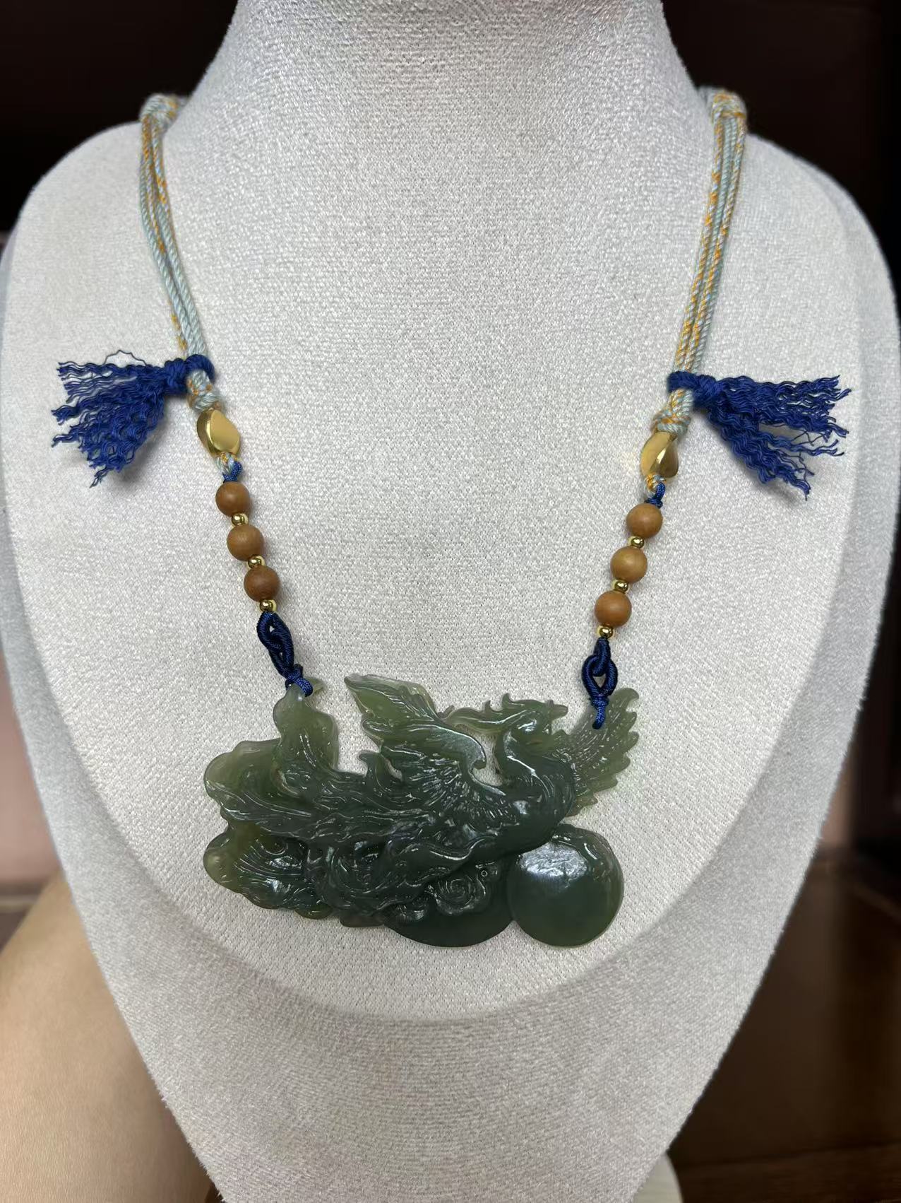 天然和田玉凤凰吊坠