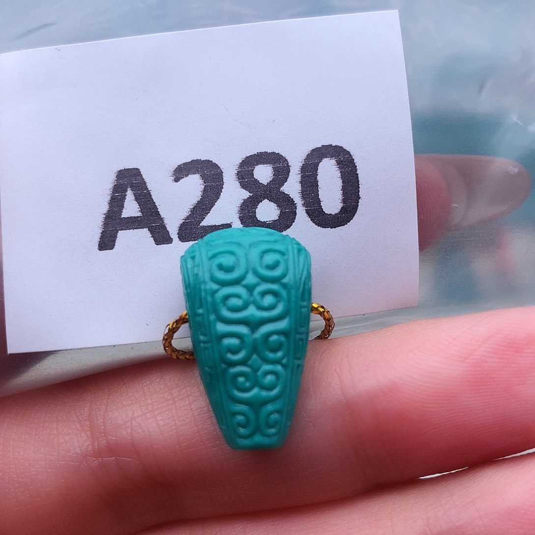 绿松石未镶嵌高瓷高色