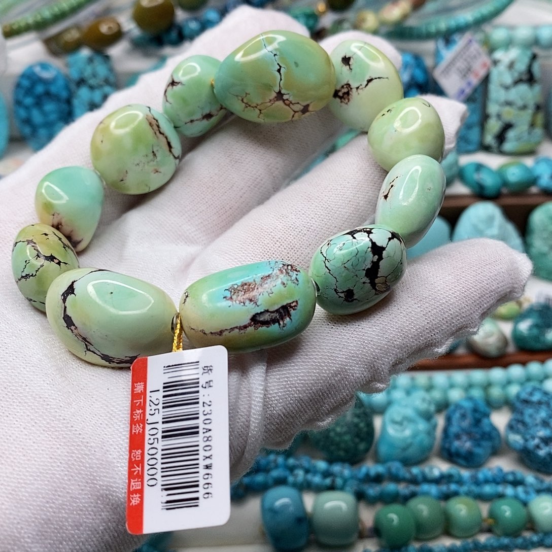 洋***蒜绿松石未镶嵌天然原矿 地大质检 抖音基地 顺丰发货