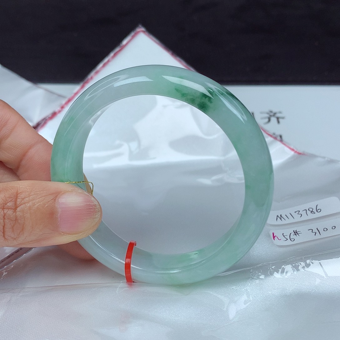 翡翠手镯未镶嵌56圈3786