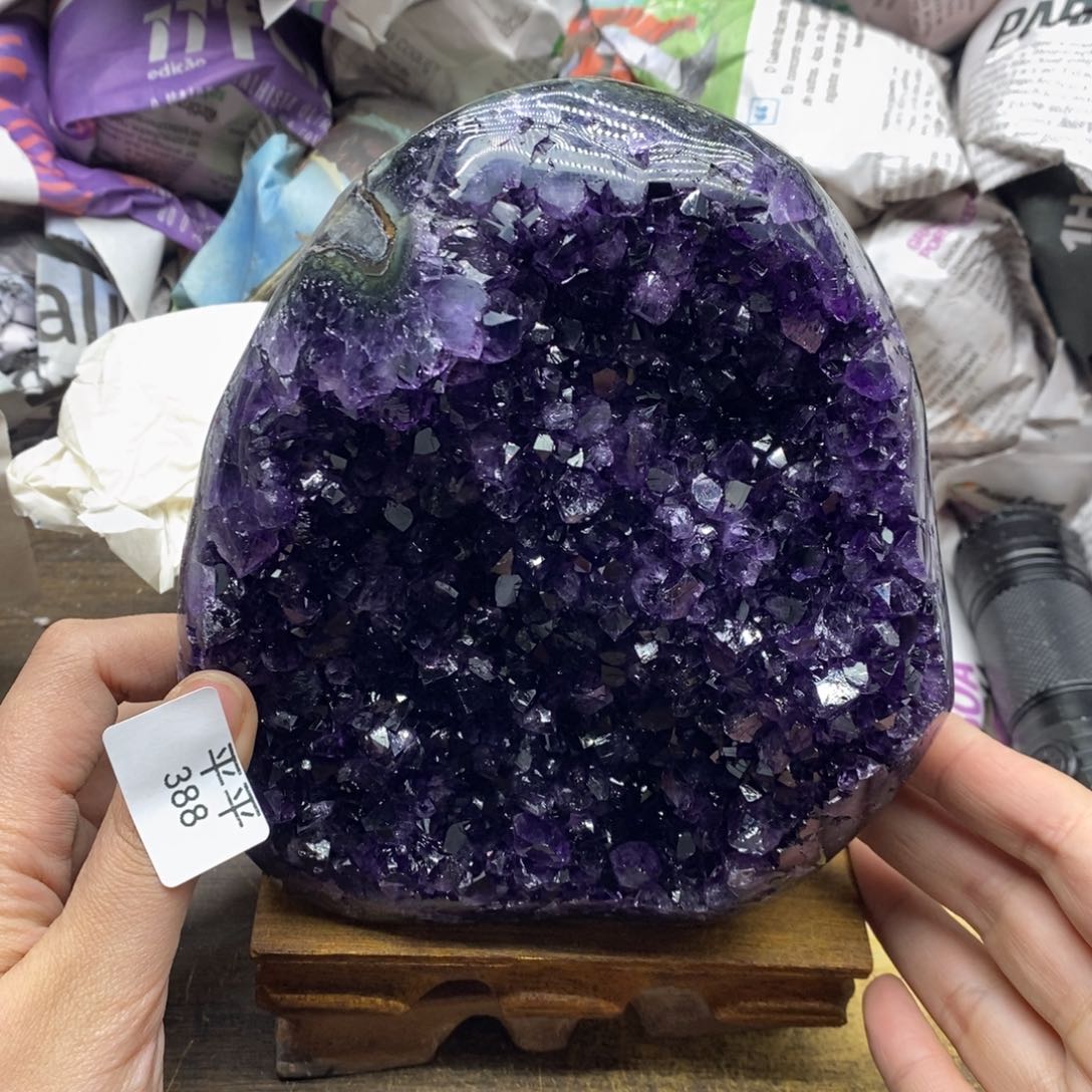 紫晶乌拉圭未镶嵌