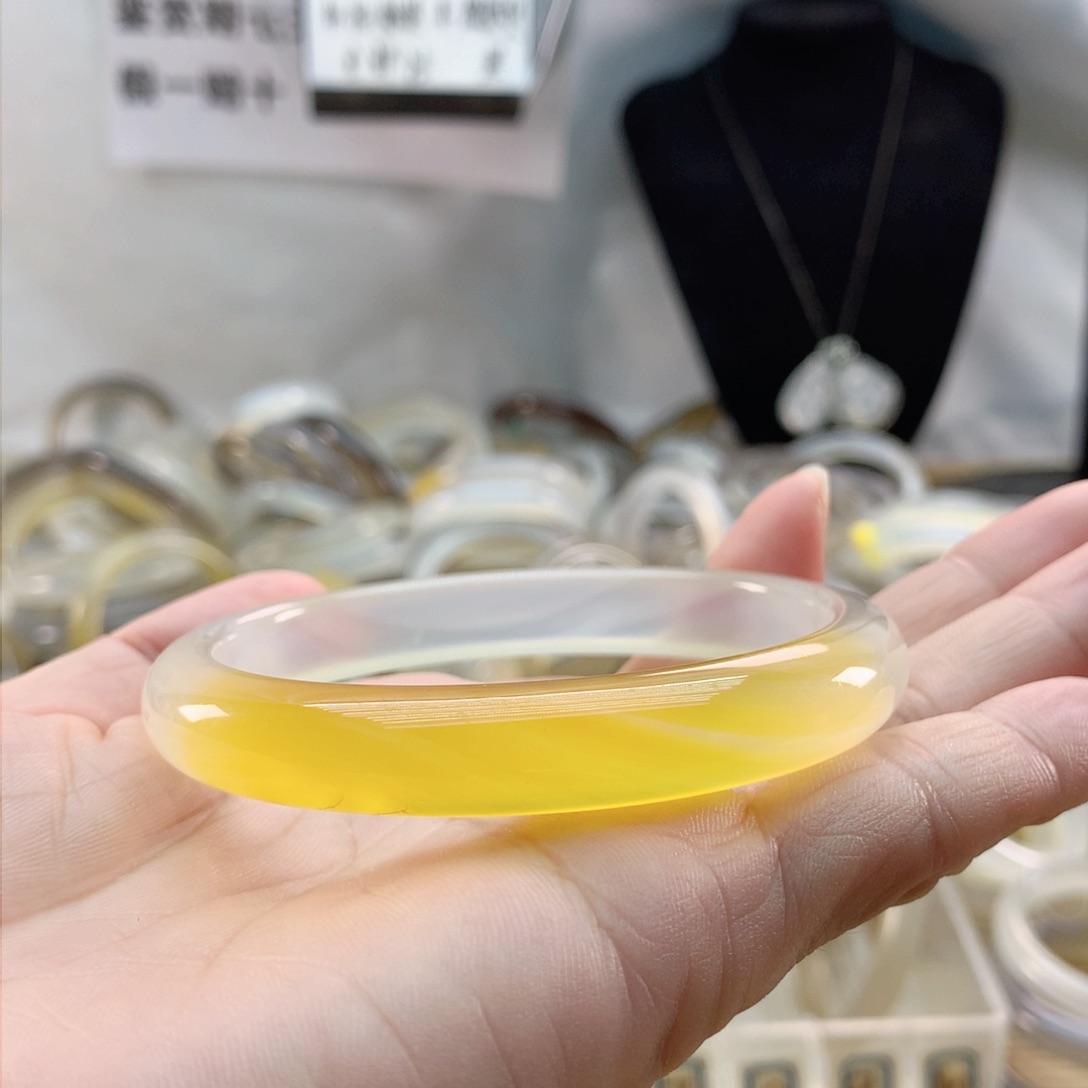 【闪购商品】手镯玛瑙/玉髓未镶嵌