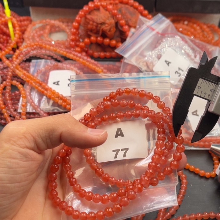 南红玛瑙未镶嵌多样性发货默认微瑕称重6mm