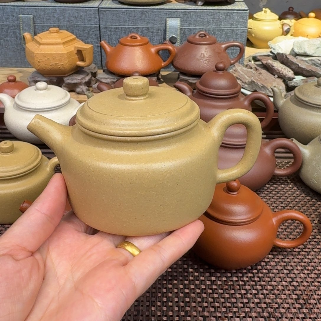 茶壶本山绿泥梨皮260毫升左右