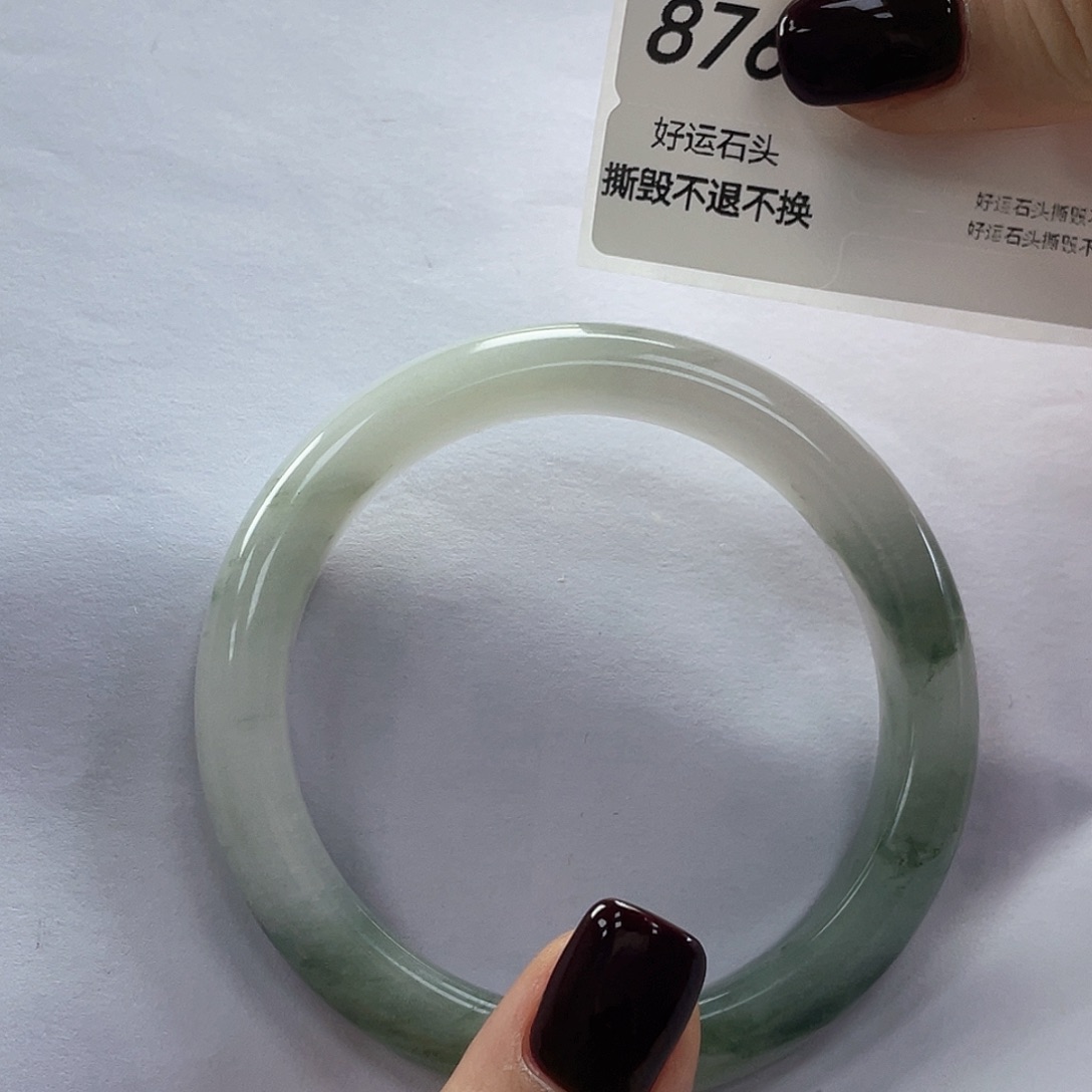 Z***h石英质玉（天山翠）未镶嵌手镯