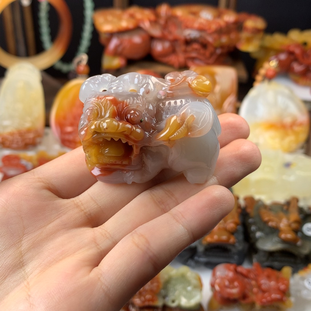 石英质玉（黄龙玉）挂件未镶嵌