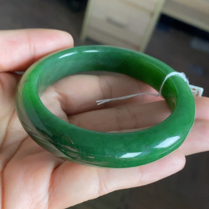 【闪购商品】未镶嵌手镯和田玉（碧玉）