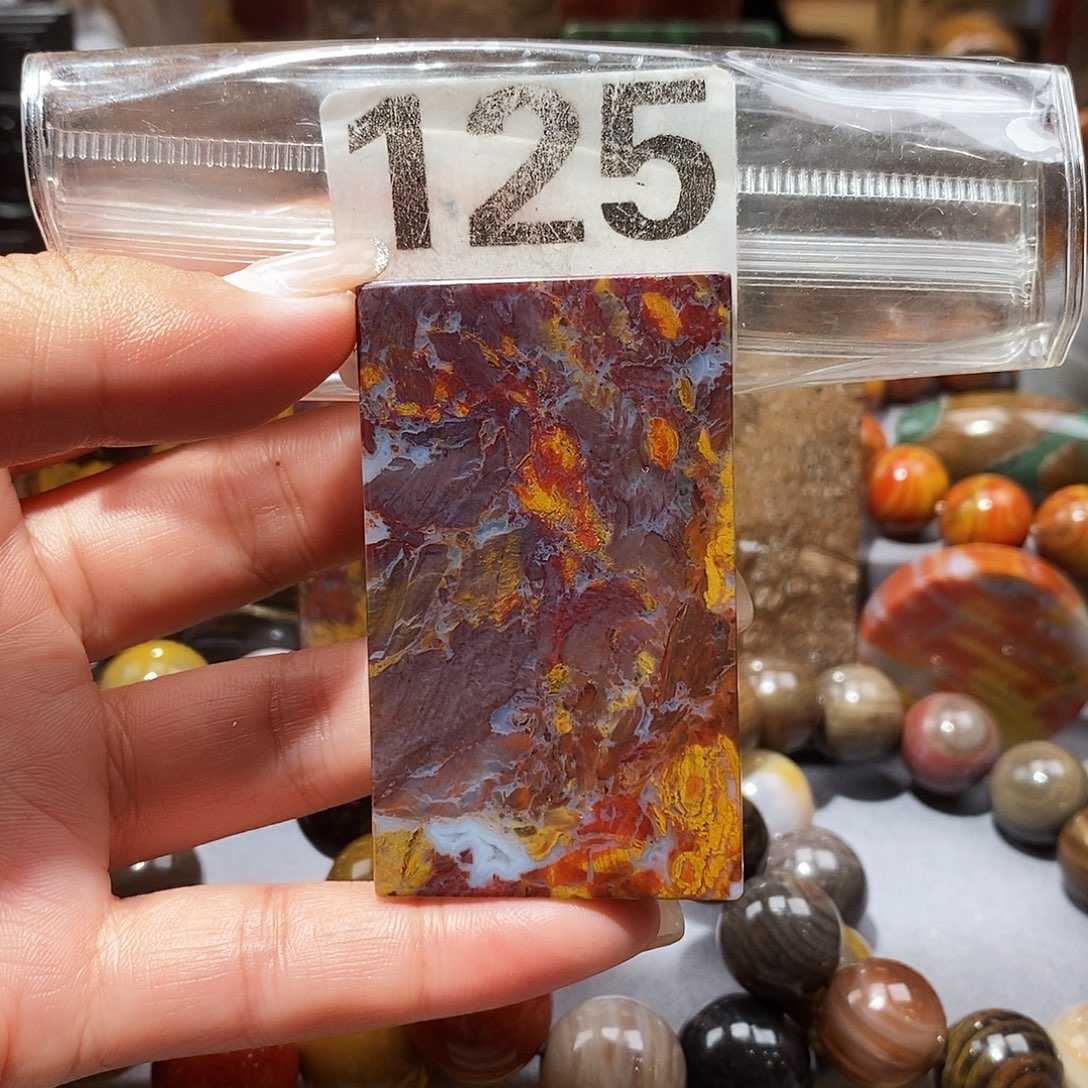 未镶嵌天然北票硅化玉吊坠硅化玉