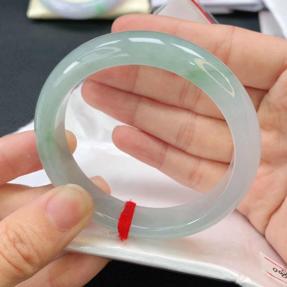 翡翠手镯未镶嵌可**人缅甸54