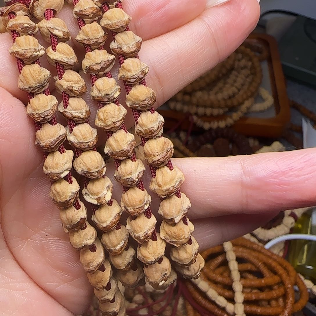 柏香籽/百香籽吊坠红唇蛇