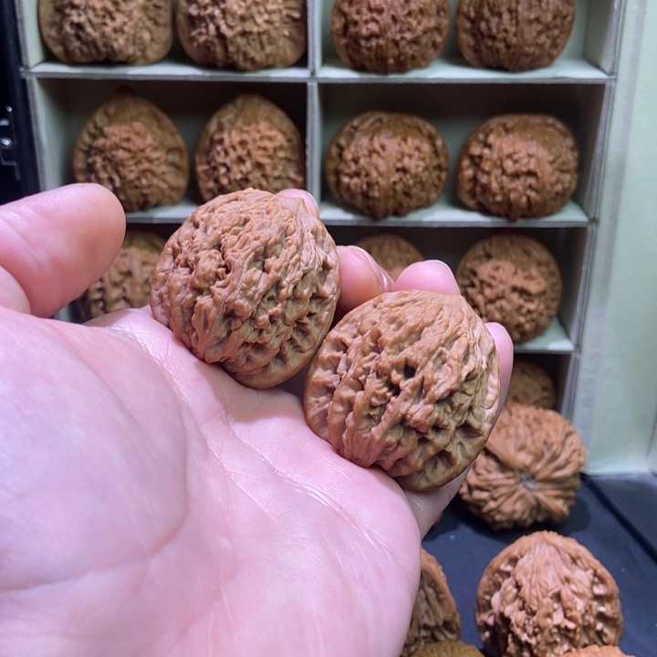 文玩核桃吊坠原树麦虎39