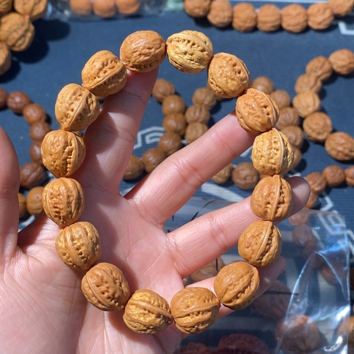 【闪购商品】文玩核桃手串……11