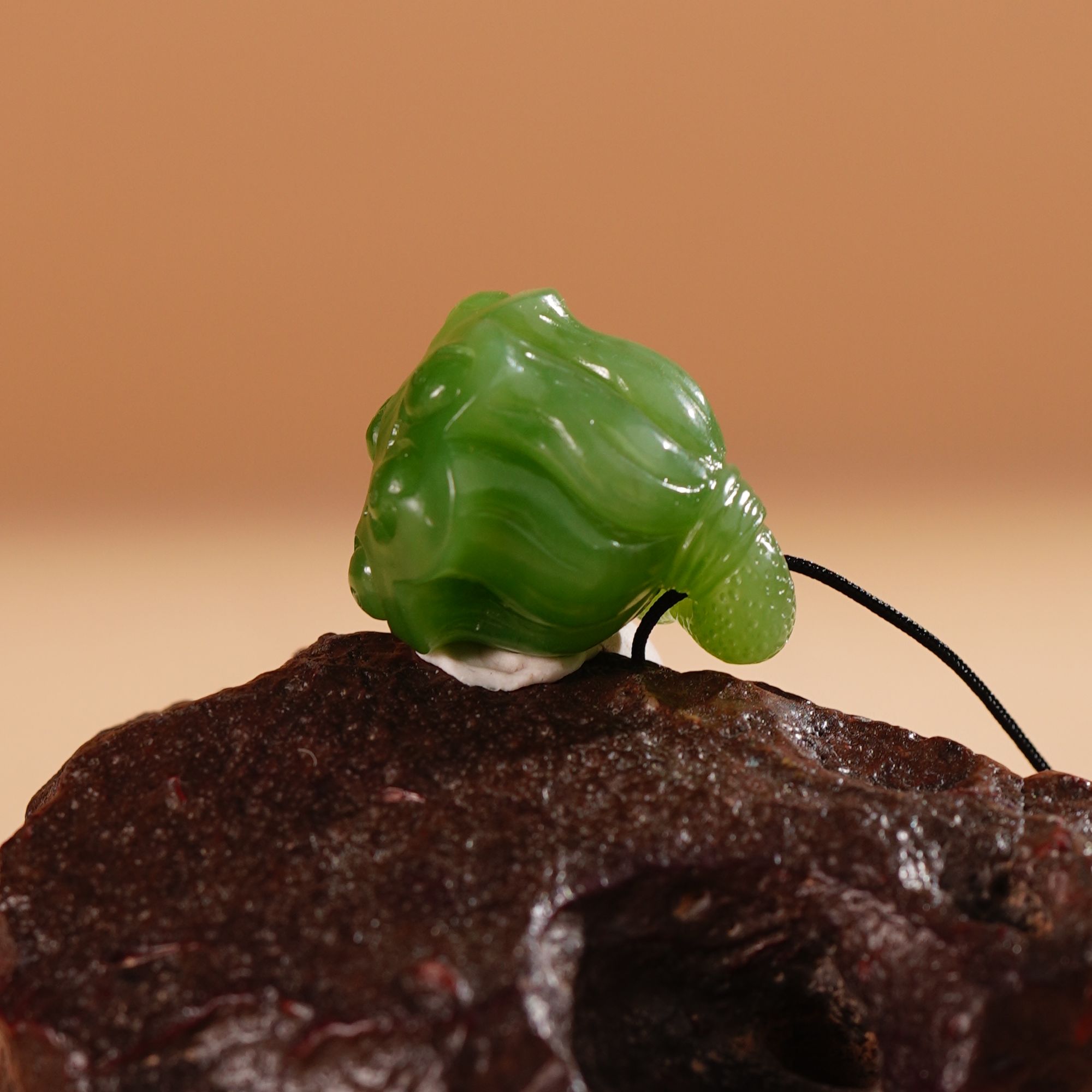 HA00756和田玉碧玉莲蓬吊坠