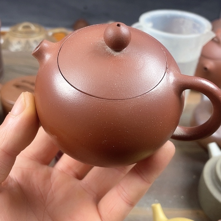 紫砂茶壶大瑕一个