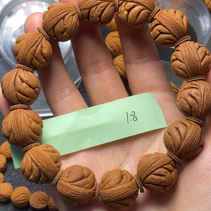 吊坠桃核秦岭山野生桃核