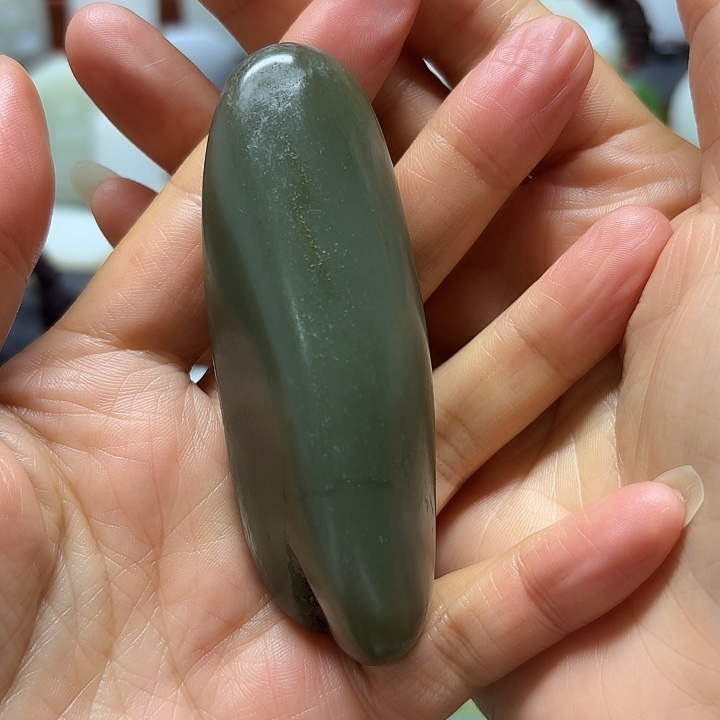 和田玉未镶嵌手串