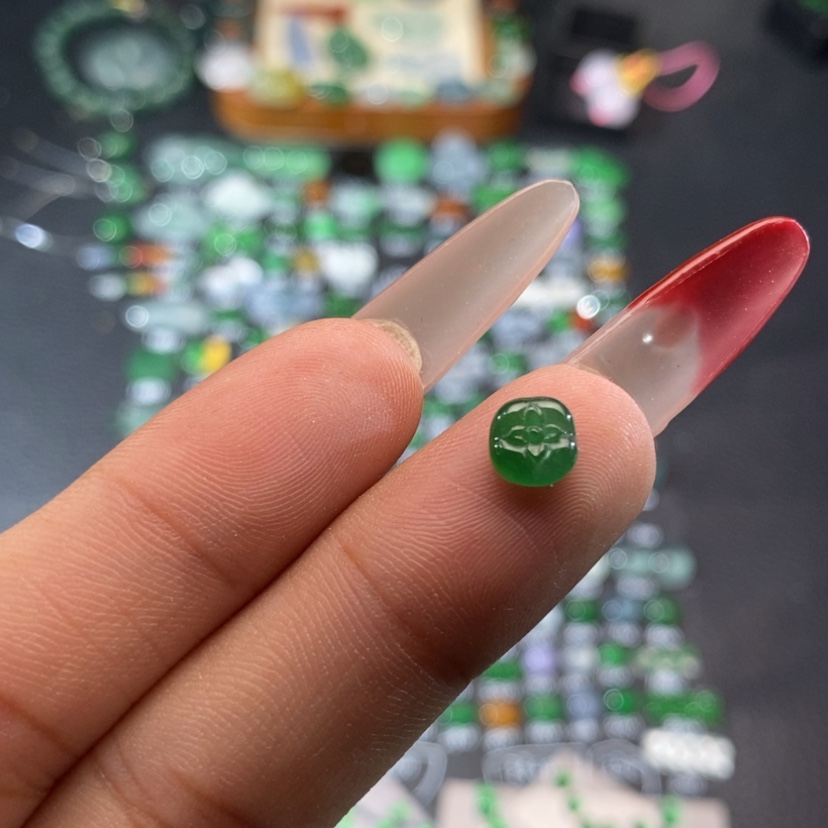 【闪购商品】翡翠挂件未镶嵌柿子