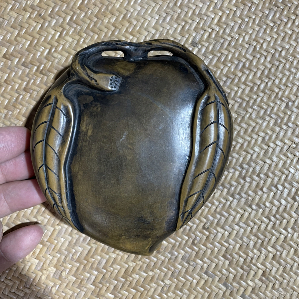 砚台。   摆件。  摆件 