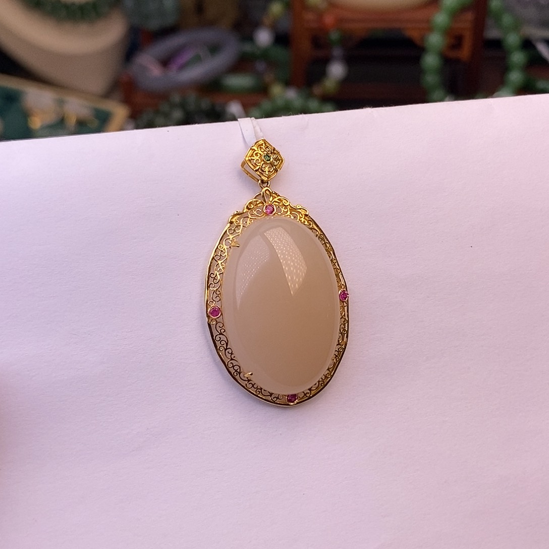 和田玉红藕粉补贴专场鸽子蛋吊坠金镶未镶嵌