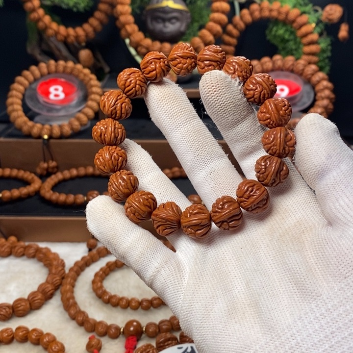 桃核吊坠葫*侠秦岭龙纹