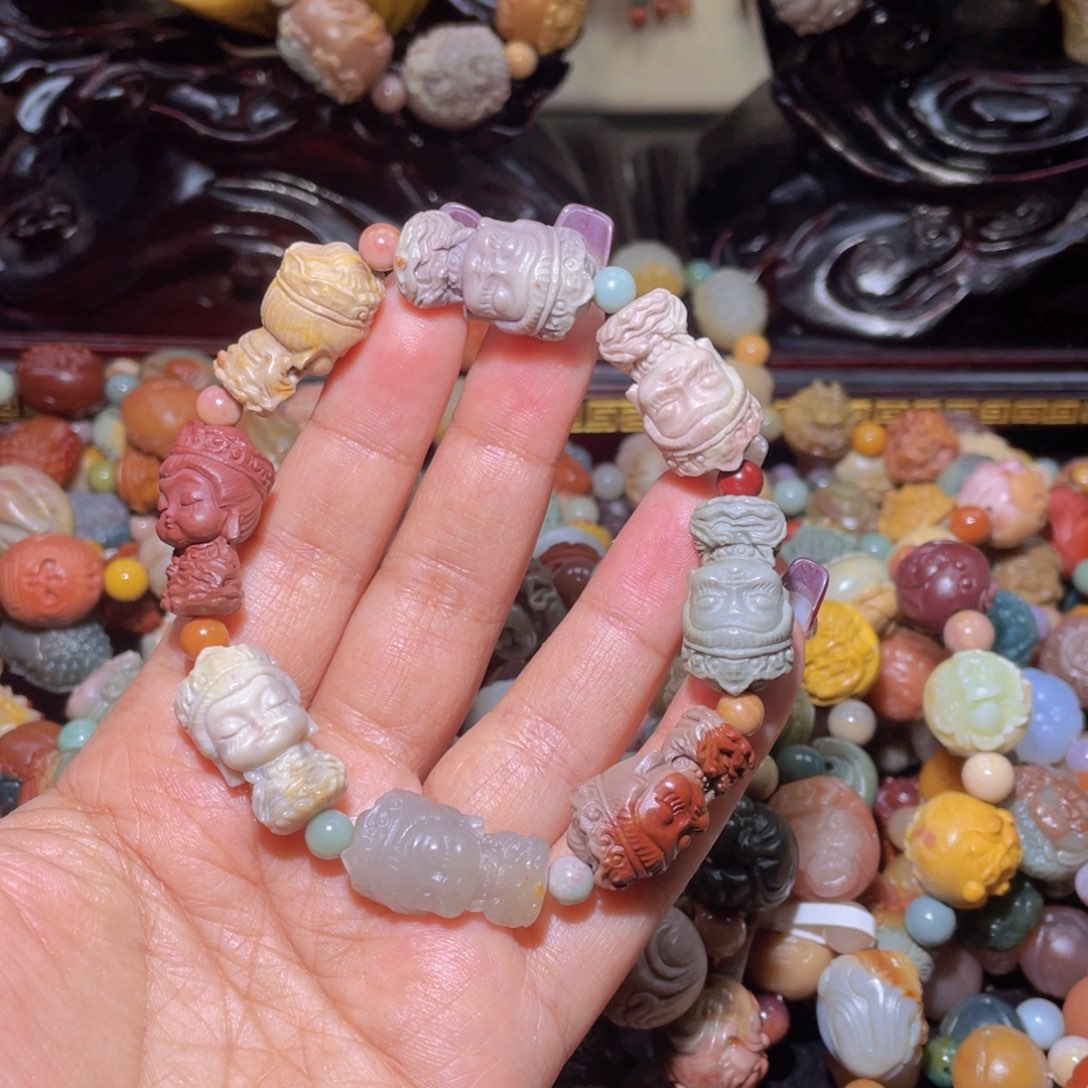 石英质玉手链未镶嵌