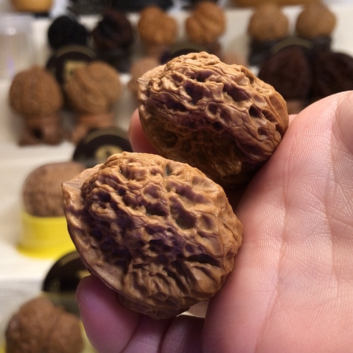 桃核吊坠云南铁核桃