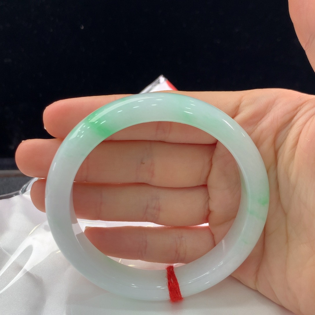 翡翠手镯未镶嵌缅甸A货翡翠 阳绿58 59