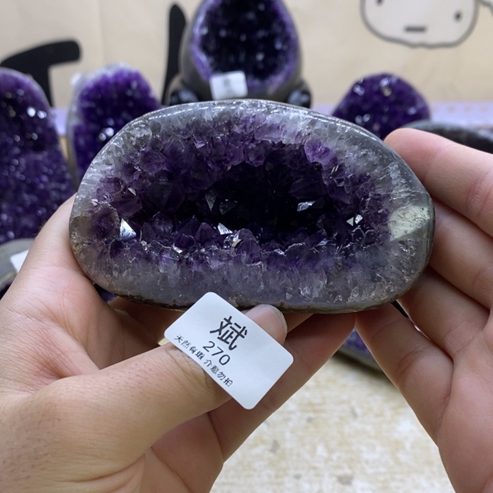 未镶嵌大型摆件（非配饰）紫晶