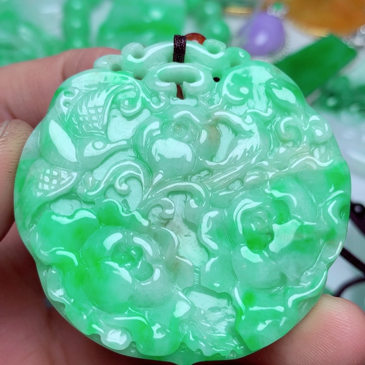 翡翠吊坠(不含链)未镶嵌