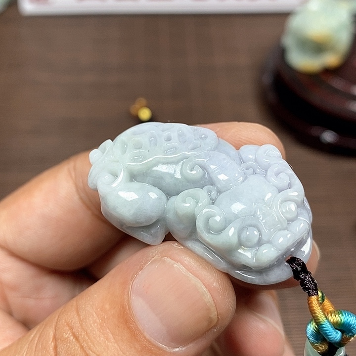 颈饰未镶嵌翡翠天然翡翠玉A货配证书