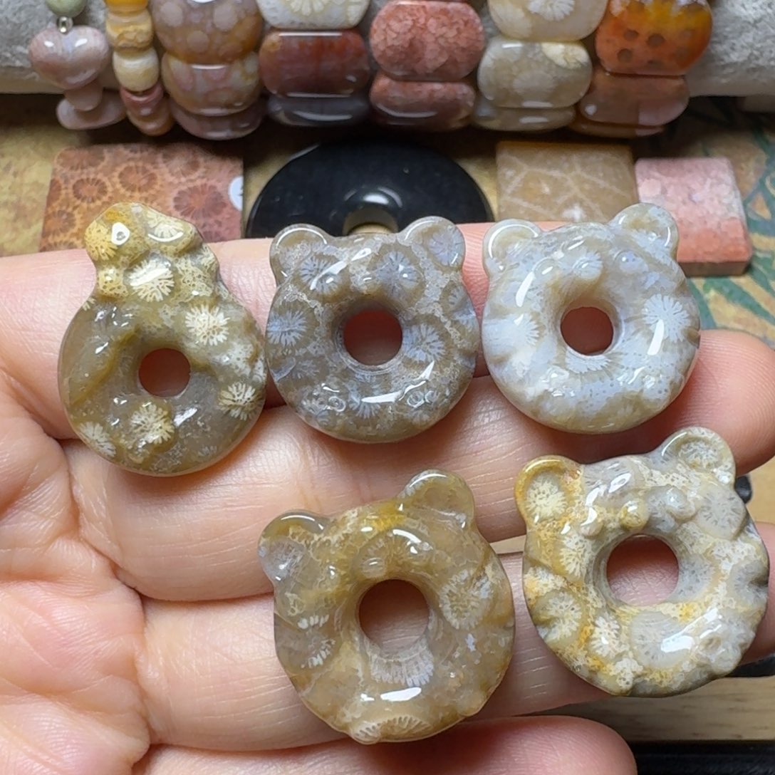 硅化玉可挑，20一个未镶嵌