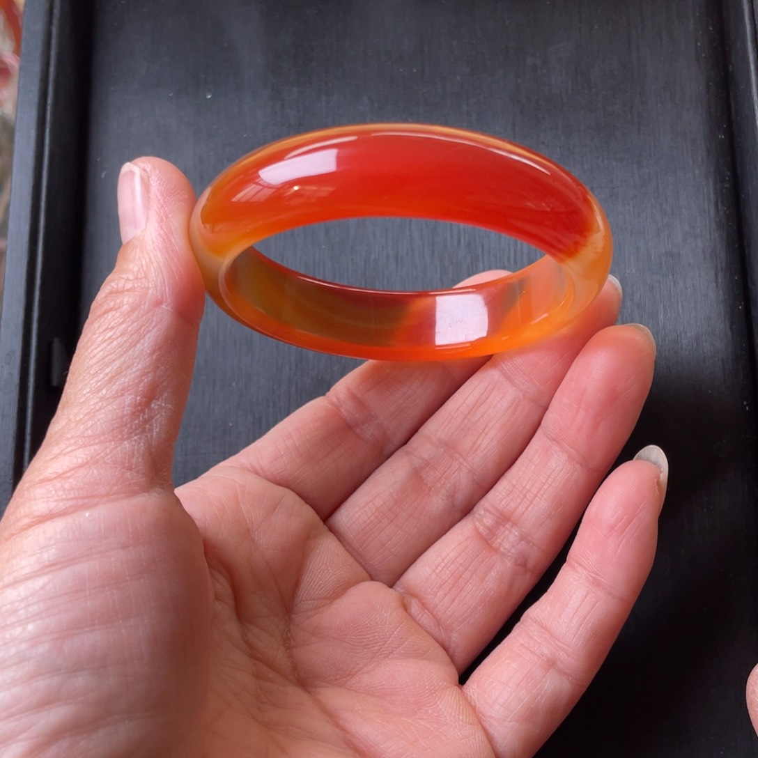 玛瑙/玉髓手镯未镶嵌不***～