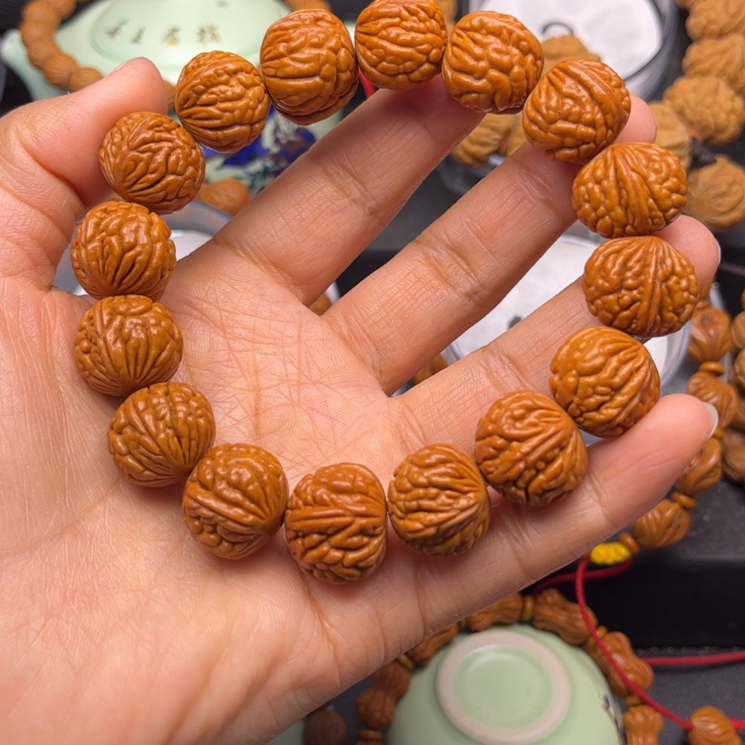 西***仔桃核吊坠龙纹桃核