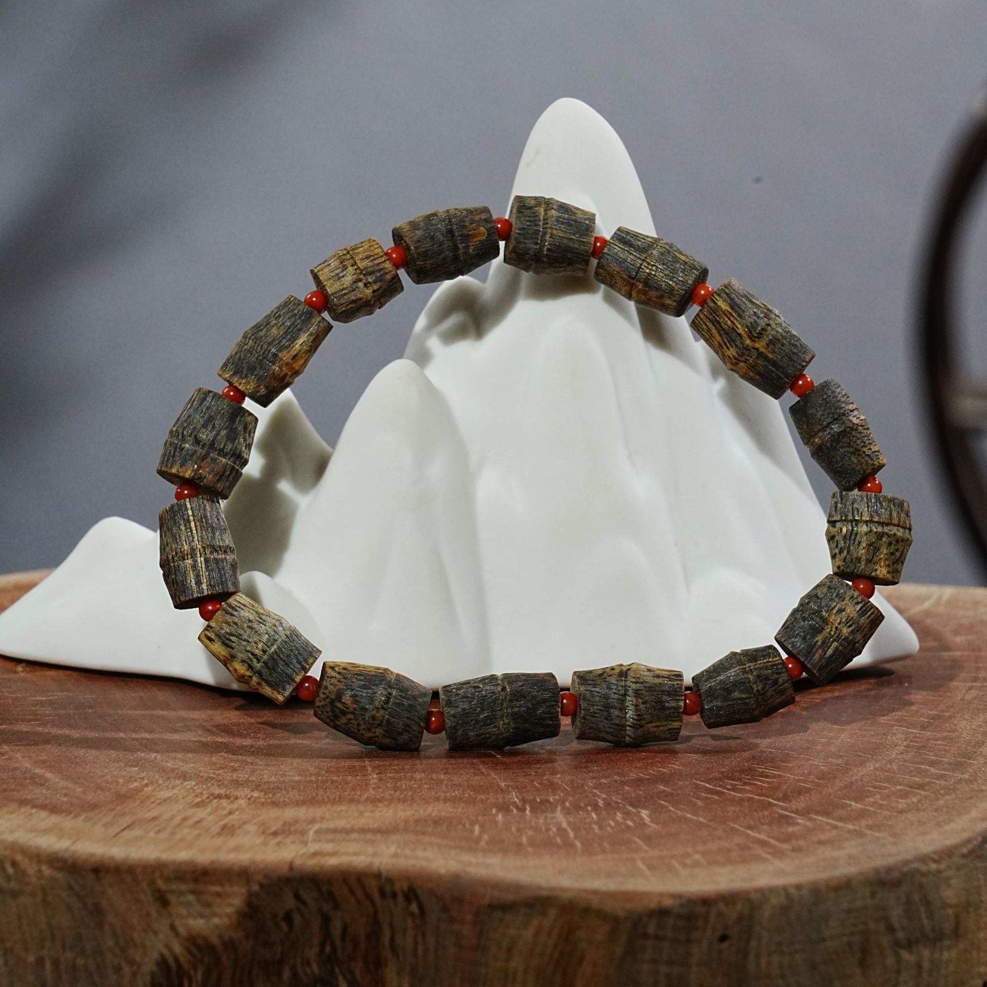 海南绿奇楠糖结老料雕刻竹节珠 6.6g 250807036 A