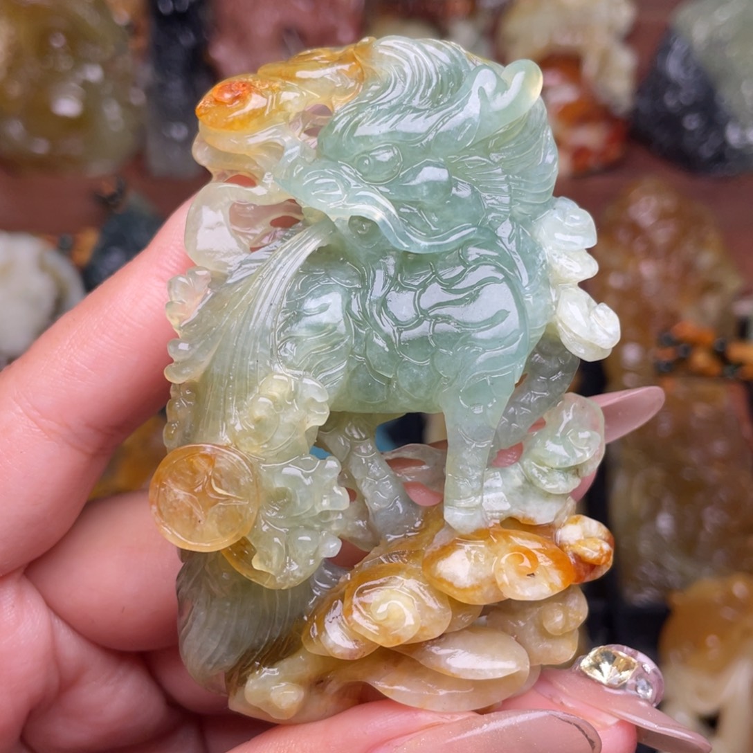 用***2蛇纹石玉未镶嵌颈饰